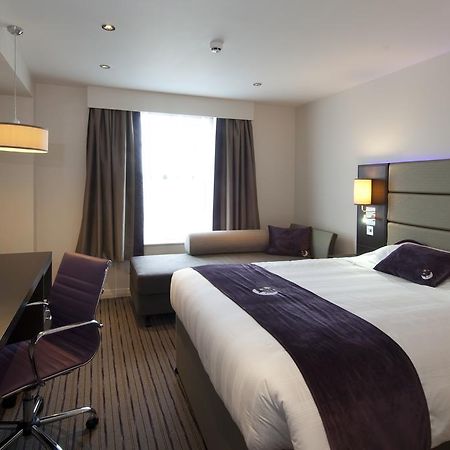 Premier Inn Harlow Extérieur photo