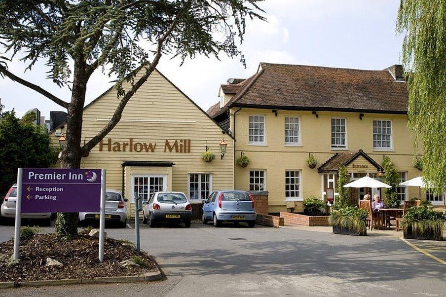 Premier Inn Harlow Extérieur photo